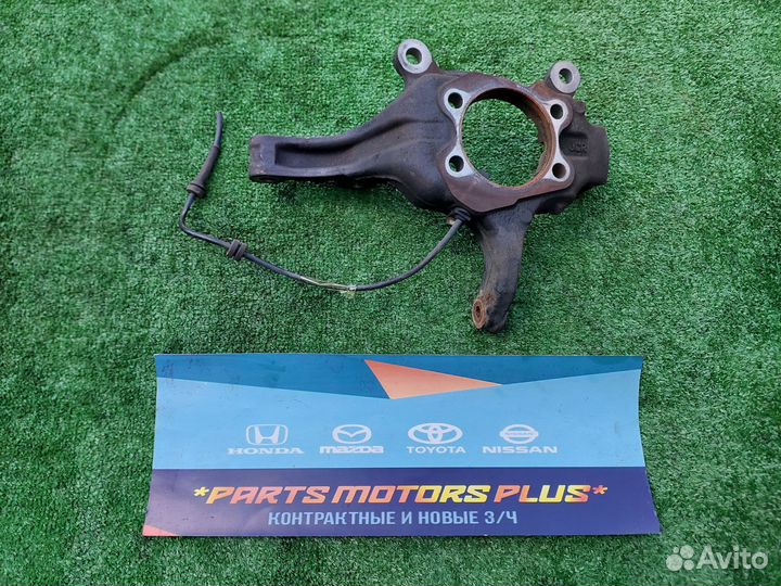 Кулак передний правый Nissan Qashqai J10