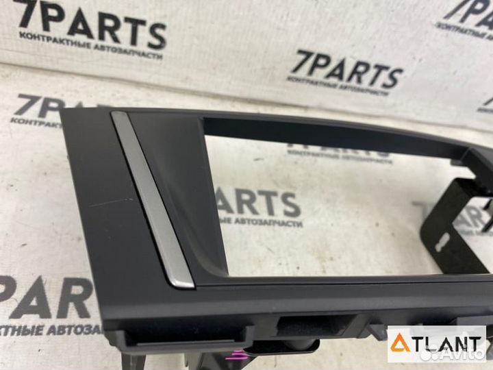 Консоль магнитофона mazda premacy