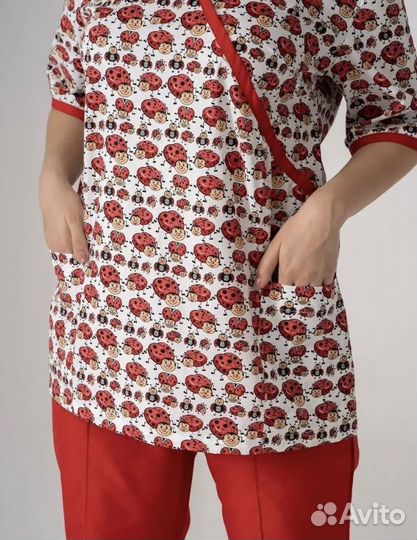 Медицинский костюм новый