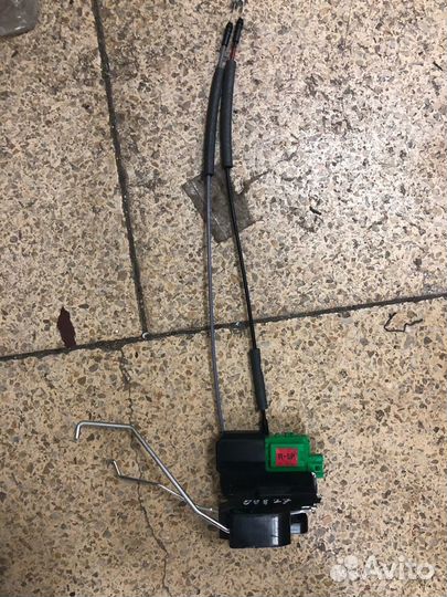 Замок R перед.двери Hyundai Solaris