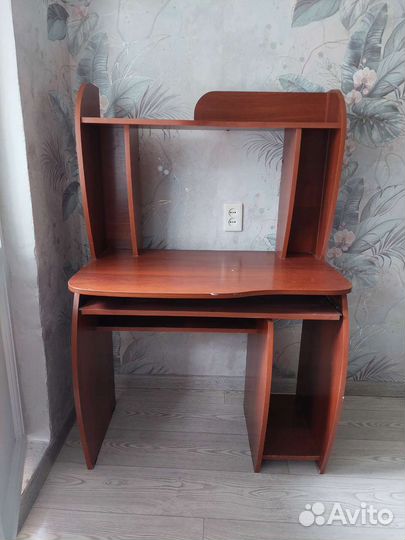 Компьютерный столик бу