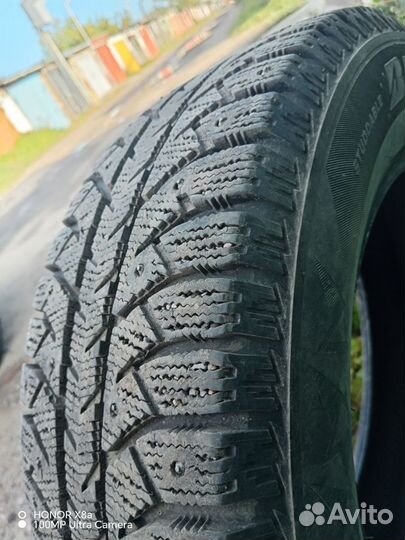 Bridgestone Ice Cruiser 7000 20.5/65 R15