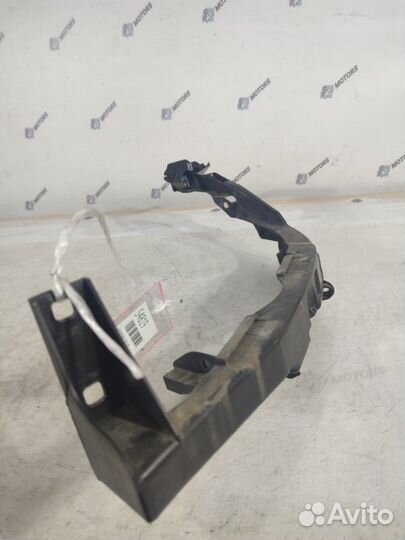 Крепление фары переднее правое Bmw 3-Series E90