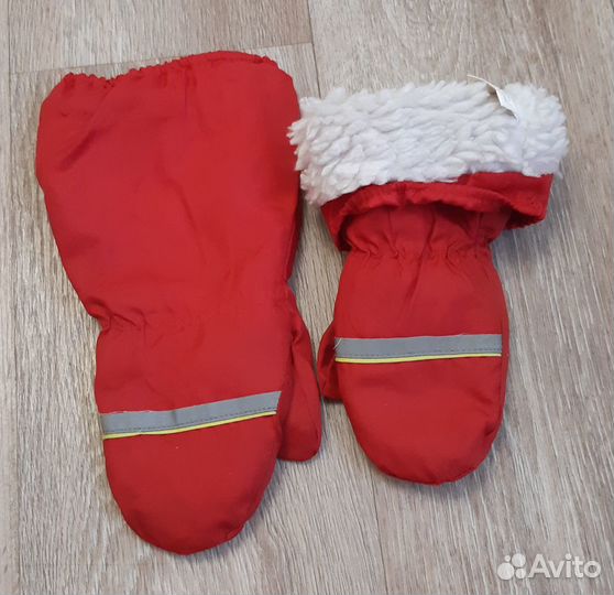 Шапки,варежки,манишка