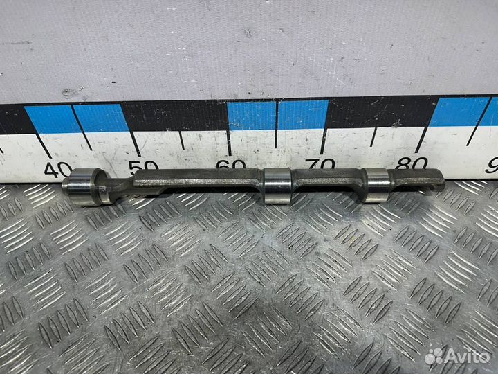 Б/У Вал балансирный#001