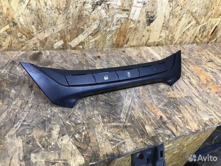 Блок кнопок LADA Vesta универсал 1.6 2019