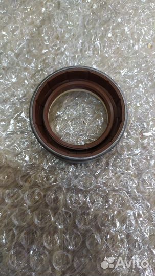 Сальник передней ступицы 11715254 Вольво/Volvo BL