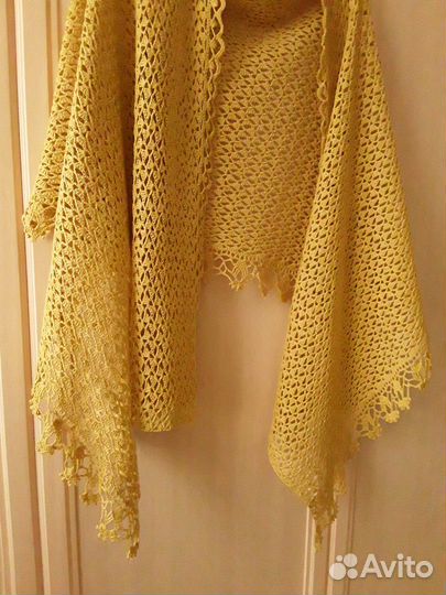 Палантин ажурный вязаный ручная работа