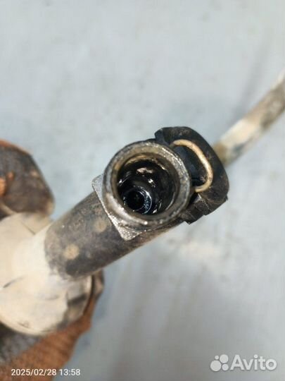 Главный цилиндр сцепления Renault Megane K4M 2008