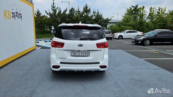 Kia Carnival 2.2 AT, 2019, 45 000 км