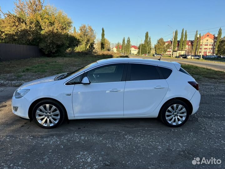 Opel Astra 1.6 МТ, 2012, 176 300 км