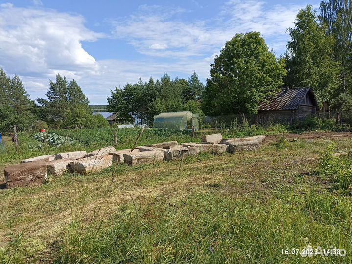 Бетонные блоки для фундамента бу