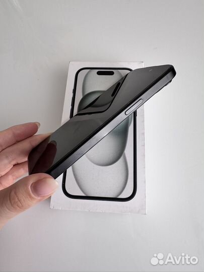 iPhone 15, 128 ГБ