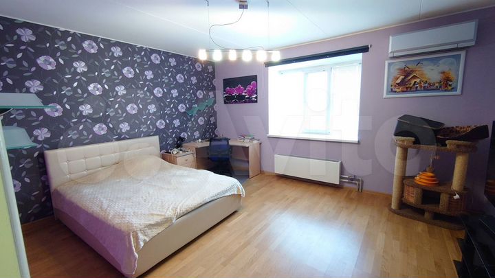 2-к. квартира, 71 м², 5/9 эт.