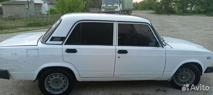ВАЗ 2107 1.6 МТ, 2011, битый, 212 000 км