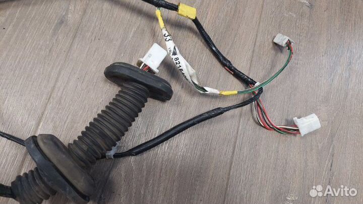 Проводка двери задняя левая Toyota Camry XV40