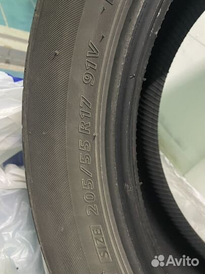 Bridgestone 613V 205/55 R17