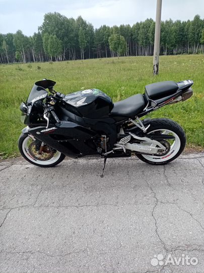 Honda CBR fireblade 1000rr 2007г.в