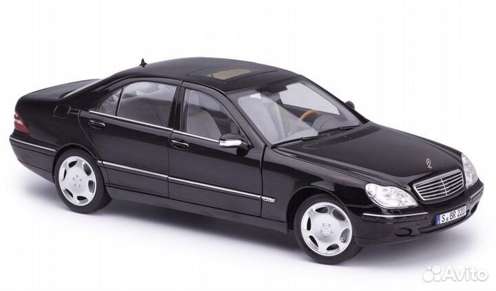 1:18 Mercedes-Benz S, SL-Klasse