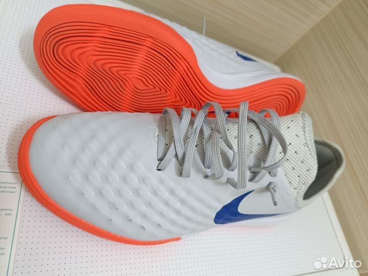 Футзалки nike magista X