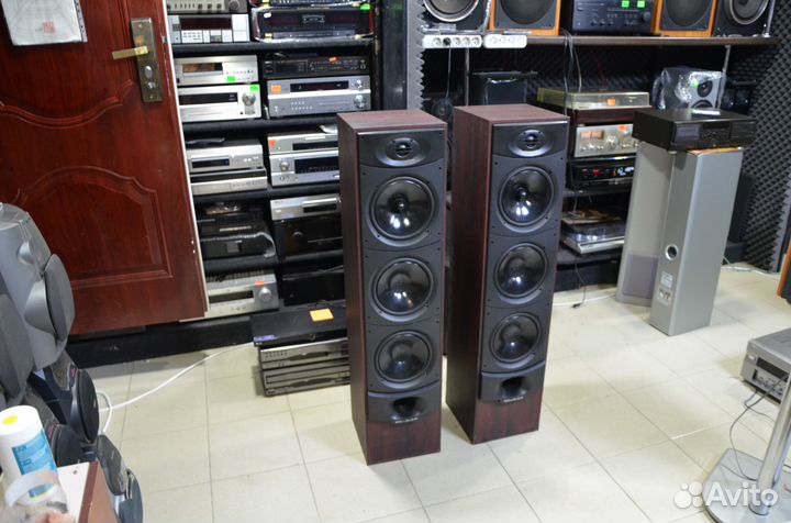 Большие напольники Wharfedale Xarus 5000