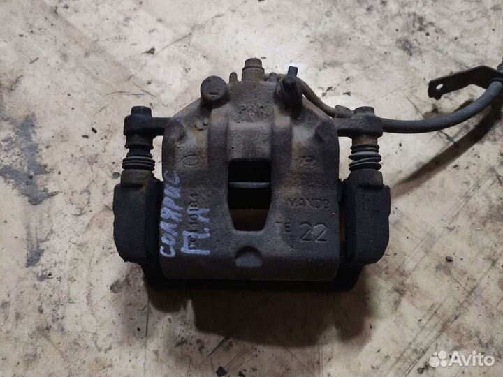 Hyundai Solaris 1 суппорт передний левый