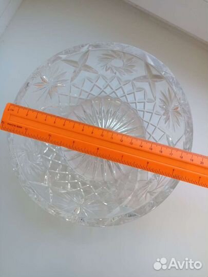 Большая хрустальная ваза салатник