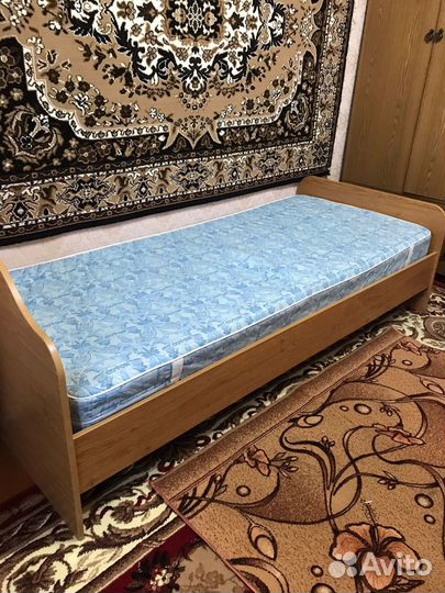 Продам кровать б/у