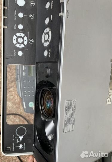 Проектор Panasonic PT-F100
