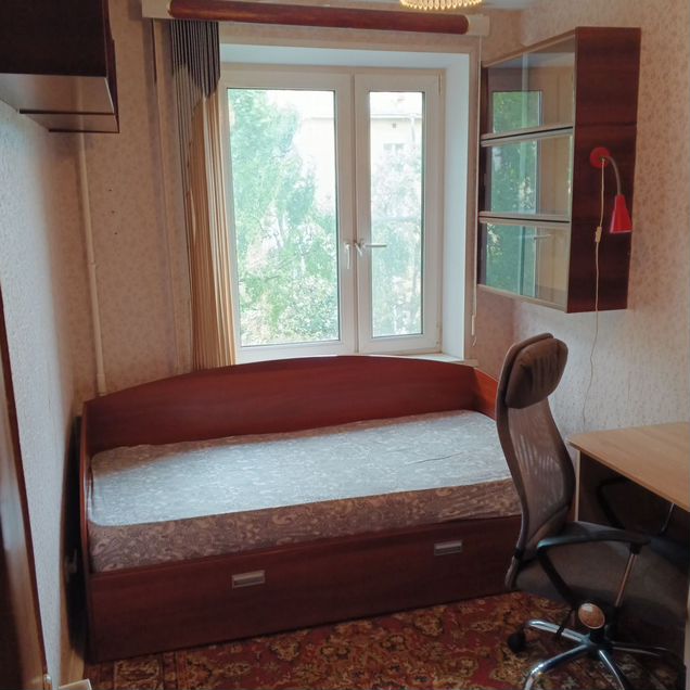 Комната 10 м² в 2-к., 3/6 эт.