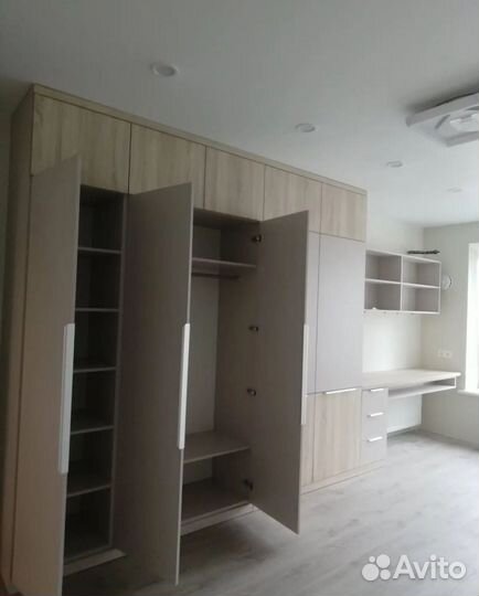 Встроенный шкаф