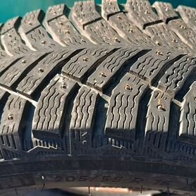 Michelin X-Ice North 4 205/55 R16