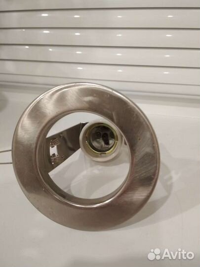 Светильник встраиваемый