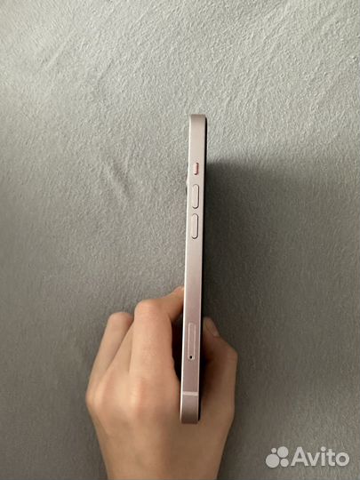 Мобильные телефоны iPhone 13