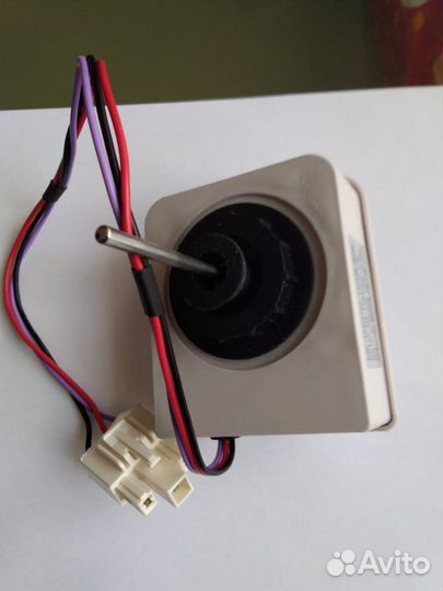 Вентилятор к холодильнику