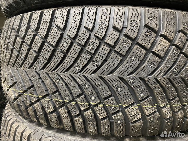 Michelin X-Ice North 4 SUV 255/55 R19 111T