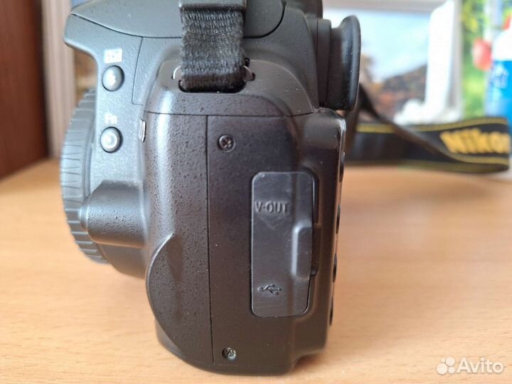 Nikon d3000 body