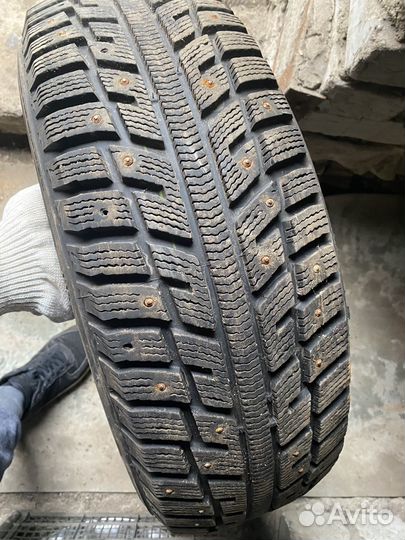 Kumho I'Zen KW22 205/65 R15 94