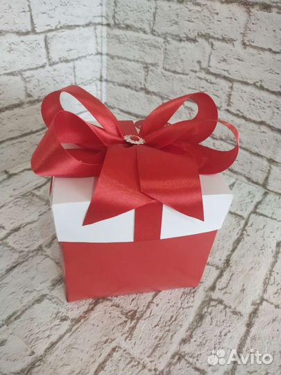 Коробочка сюрприз, сладкий подарок