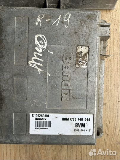 Эбу двигателя renault 19