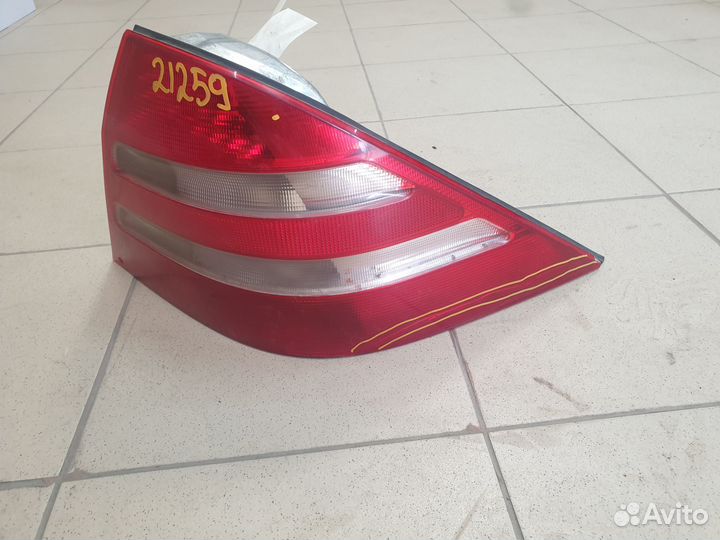 Фонарь задний (стопсигнал) Мерседес w220