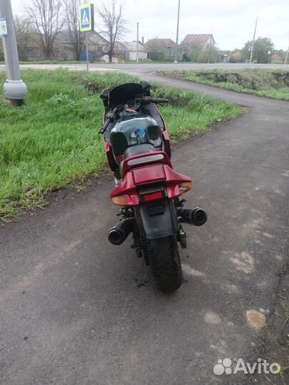 Kawasaki ZZR 400-1