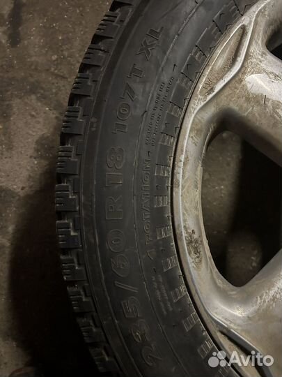 Nokian Tyres Hakkapeliitta 5 235/60 R18 107T