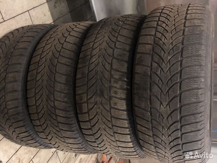 Dunlop SP Winter Response 225/55 R16