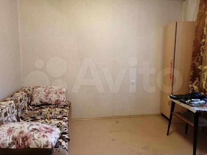 Комната 11,9 м² в 7-к., 3/5 эт.