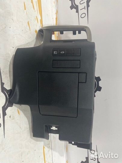 Накладка торпеды передняя правая Lexus Rx F-Sport