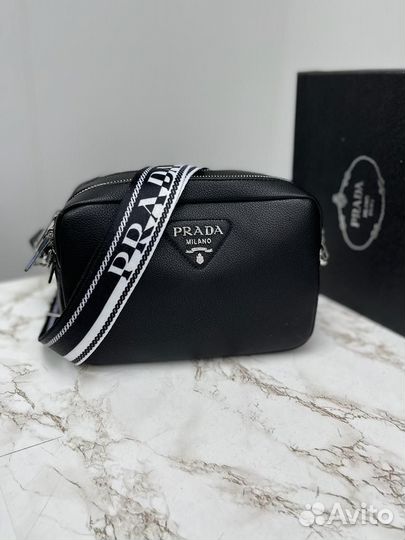 Сумка Prada 24 см