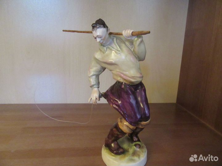 Статуэтка Рыбак (Зацеп.) Volkstedt 1962г