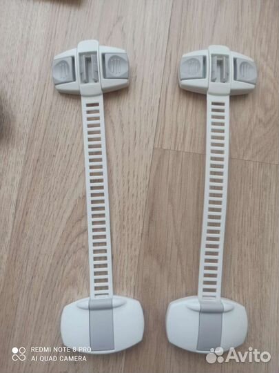 Защита для детей, блокиратор дверок шкафов и окон