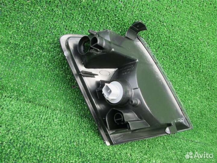 Габарит левый Toyota Gaia SXM10